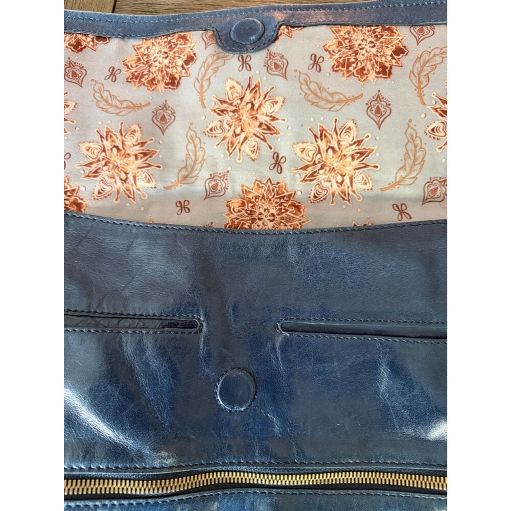 HOBO INTERNATIONAL “Vista” Indigo Crossbody - Picture 11 of 16